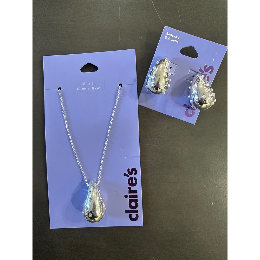 Claire's Teardrop Crystal Pendant Necklace &‎ Matching Stud Earrings Set Silver